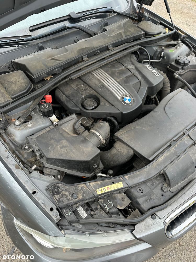 BMW Seria 3 320d DPF - 12