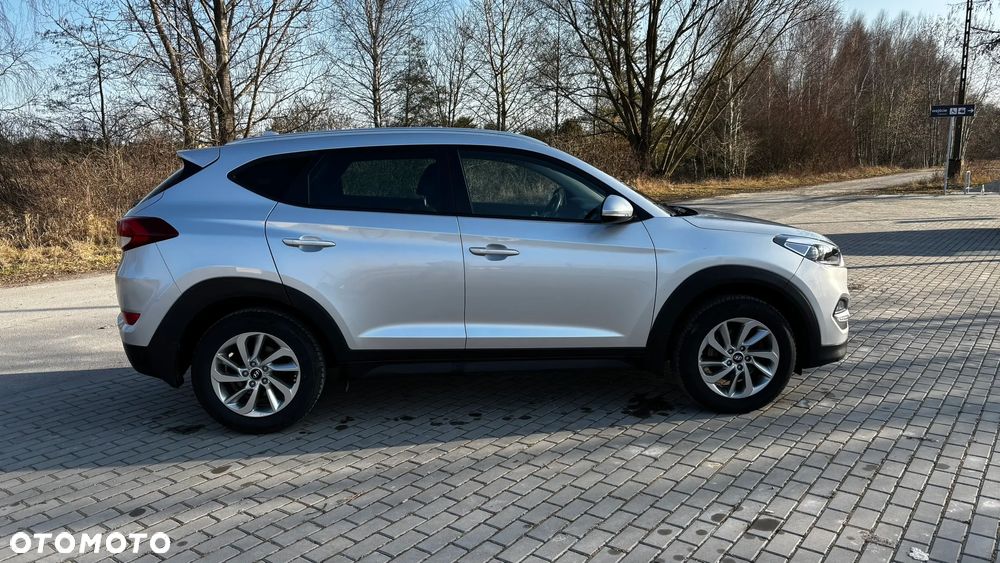 Hyundai Tucson 1.6 GDI BlueDrive Comfort 2WD - 22