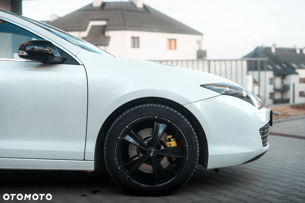 Renault Laguna 2.0 dCi Monaco GP - 8