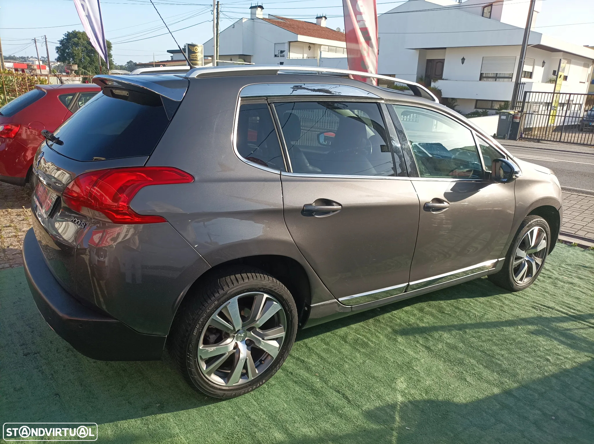 Peugeot 2008 1.6 VTi Allure - 9