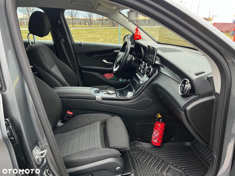 Mercedes-Benz GLC 220 d 4Matic 9G-TRONIC - 15