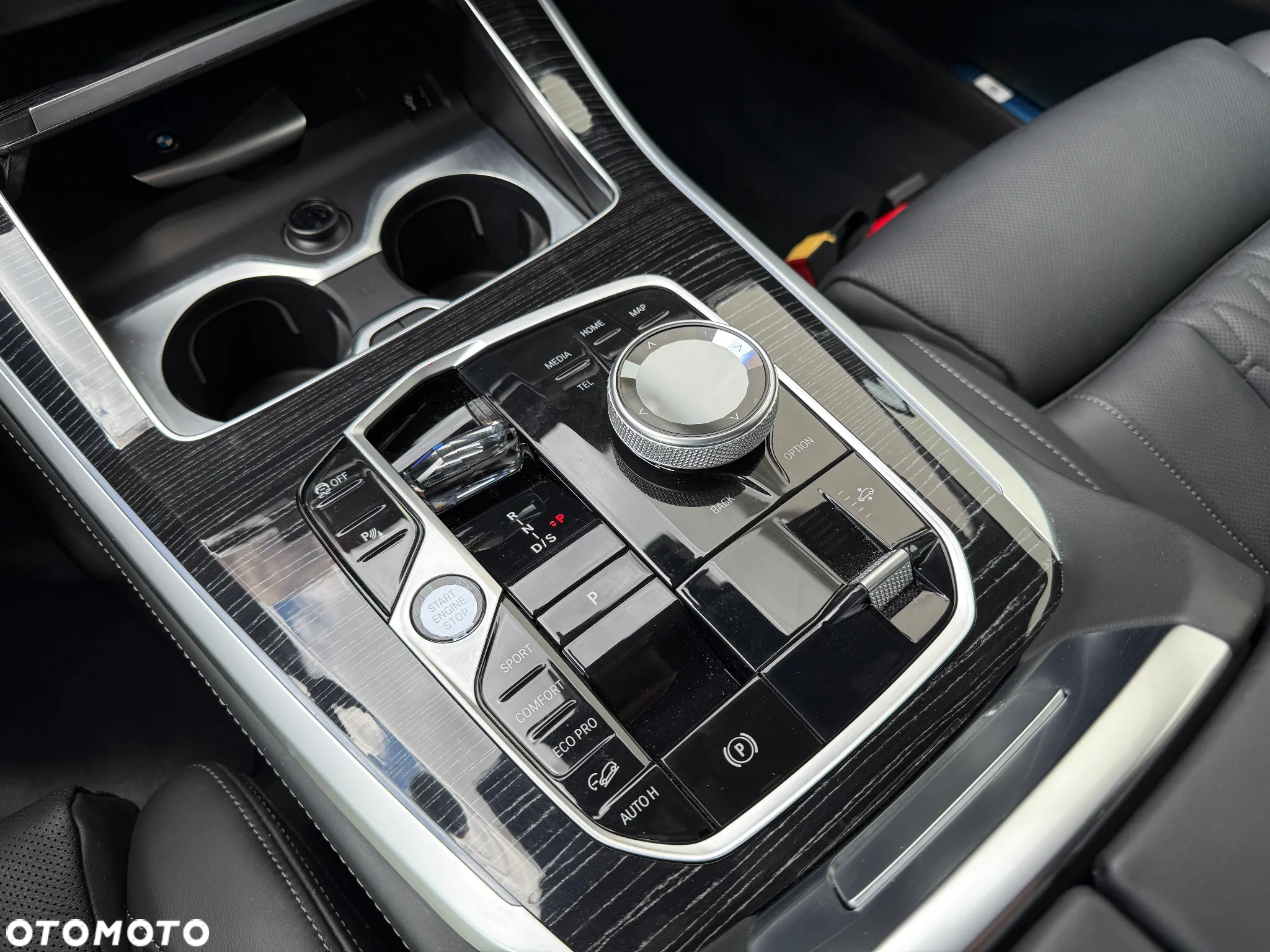 BMW X5 xDrive40d - 25