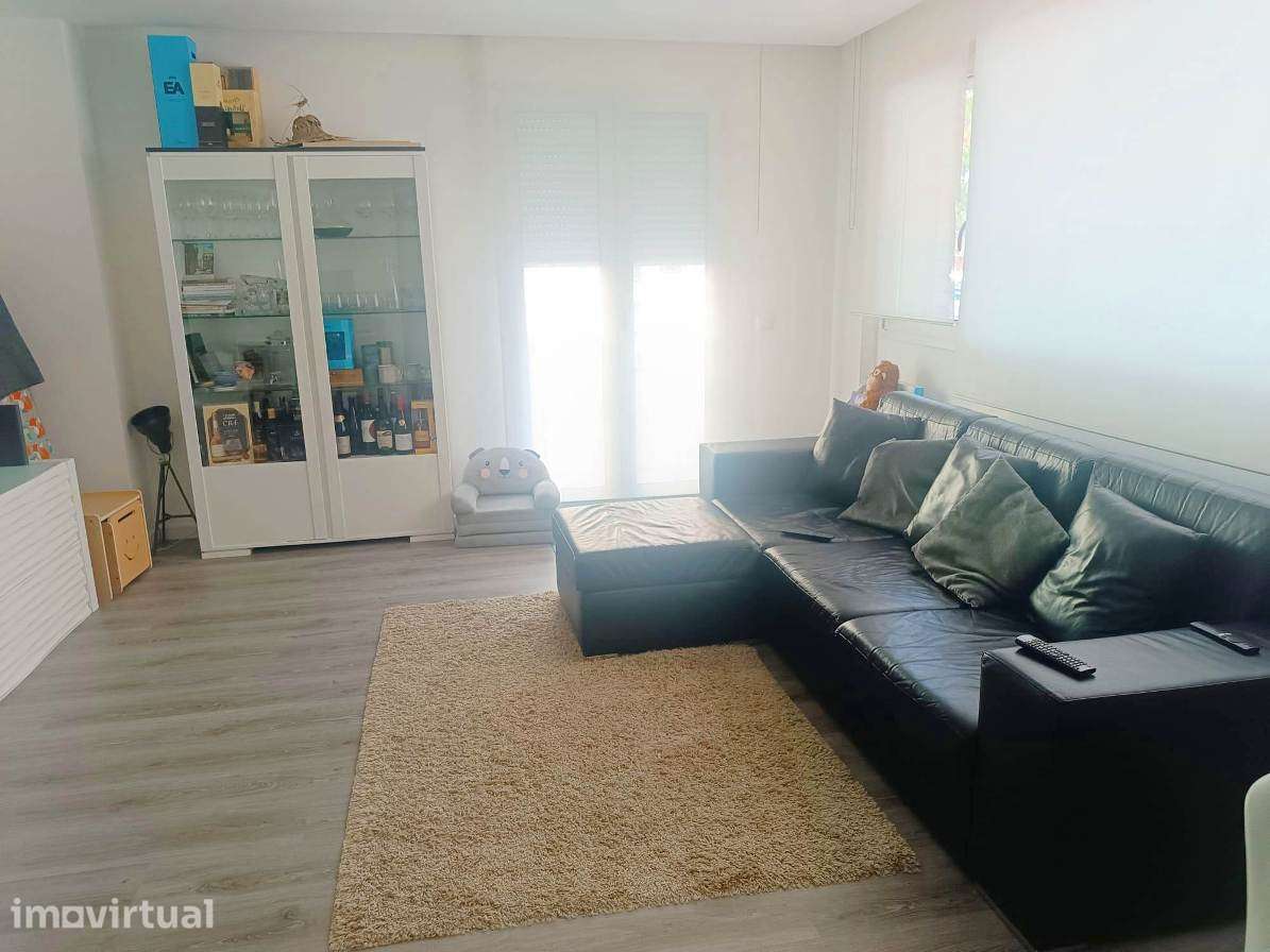 Apartamento T1 em Coimbra (Urb. Quinta da Portela) - Grande imagem: 3/14