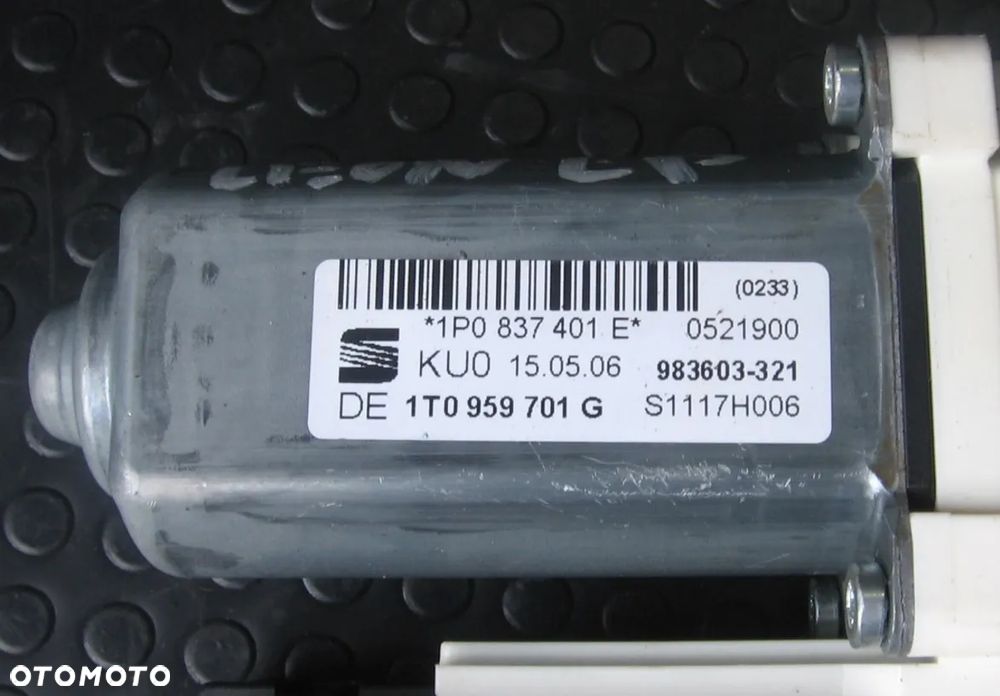 1K0959793M silnik szyby lewej  LEON II ALTEA - 4