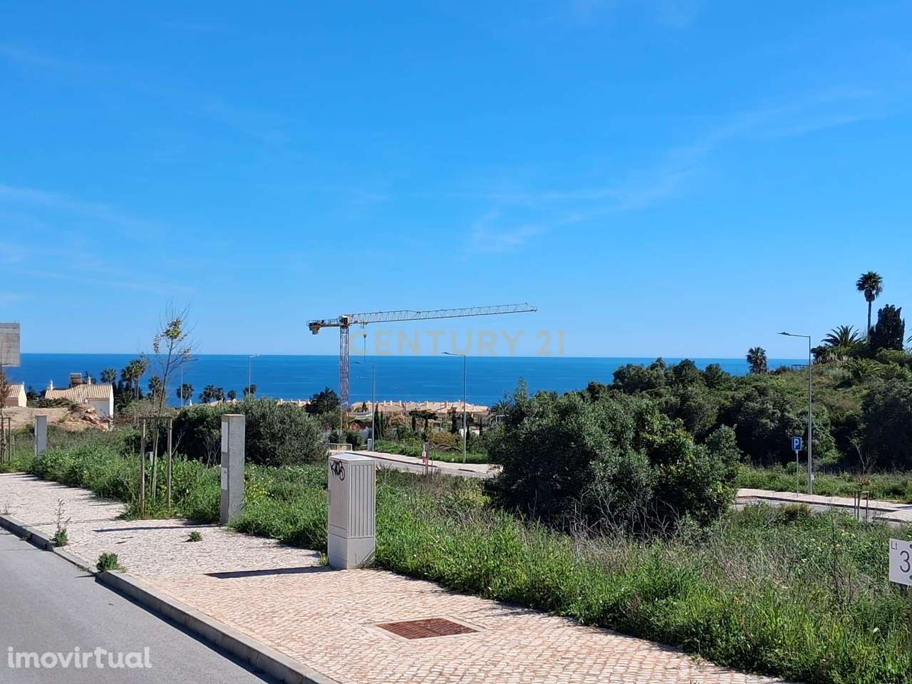Lote para construção Praia da Luz - Grande imagem: 2/19