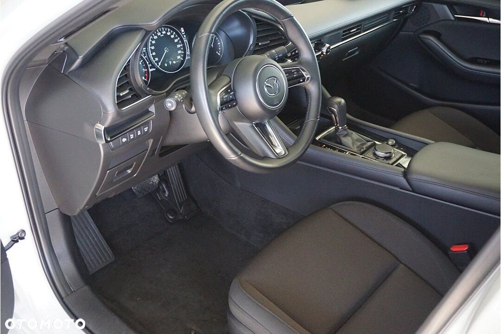 Mazda 3 - 7
