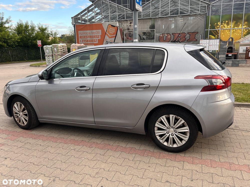 Peugeot 308 1.6 BlueHDi Style S&S - 5
