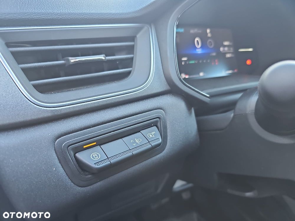 Renault Captur 1.3 TCe mHEV Techno EDC - 24