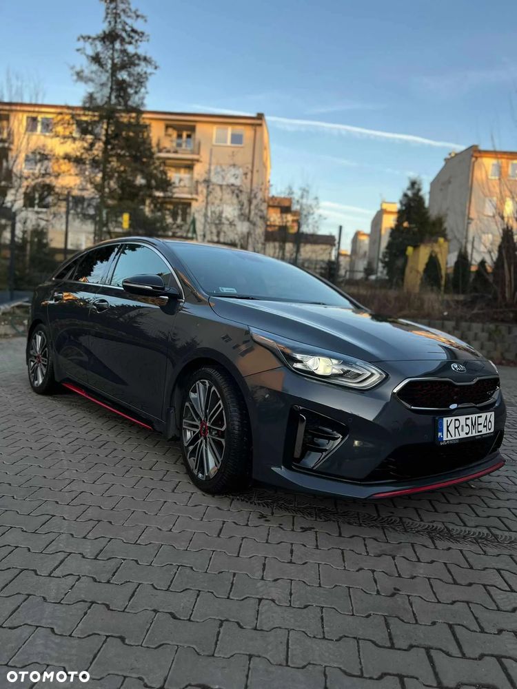 Kia ProCeed - 1
