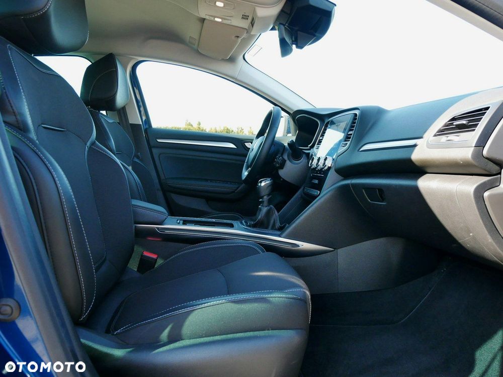 Renault Megane 1.3 TCe Techno - 30