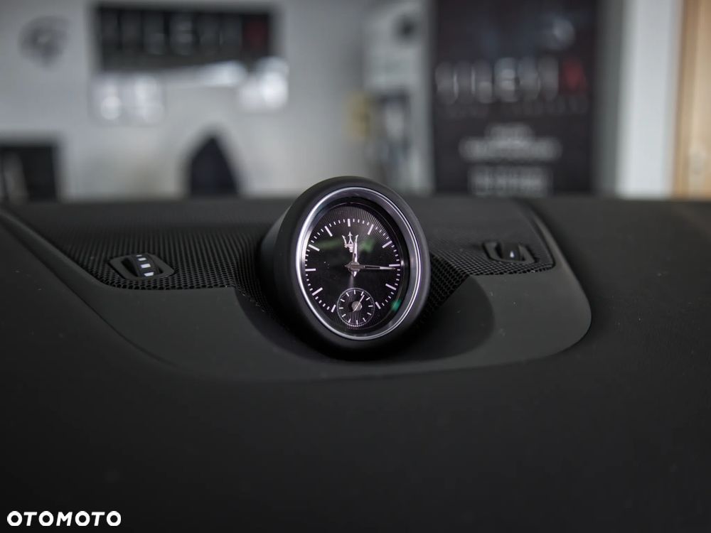 Maserati Levante S Q4 GranSport - 16