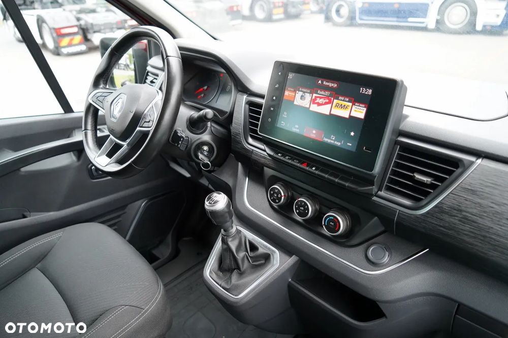 Renault TRAFIC III / BUS / 9 MIEJSC / 2022 ROK / PIERWSZY WŁAŚCICIEL / SERWISOWANY - 23