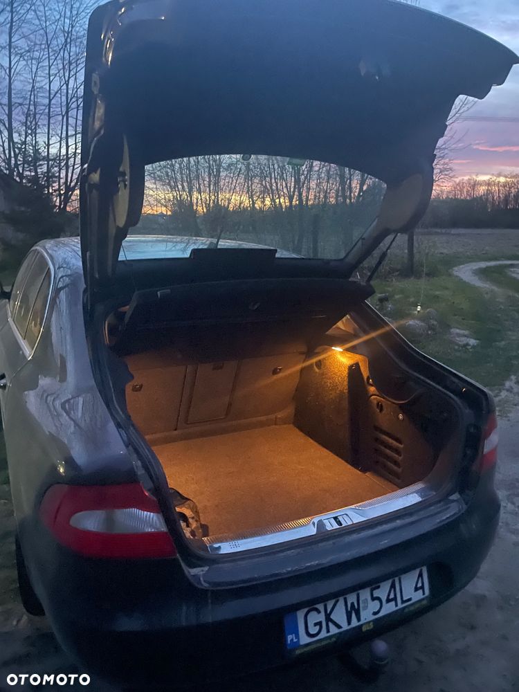 Skoda Superb 2.0 TDI Comfort - 25