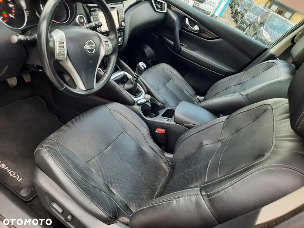 Nissan Qashqai 1.6 DCi 4x4 Tekna EU6 - 19