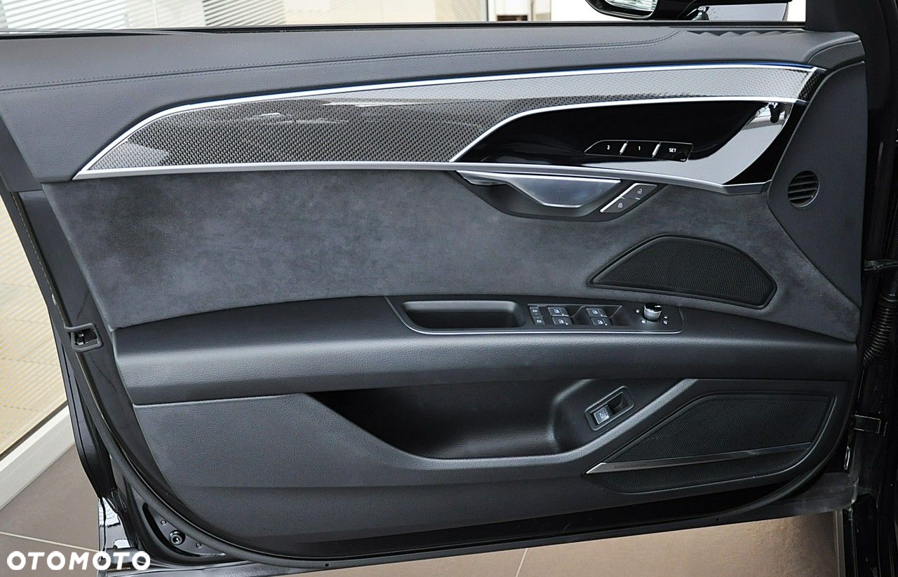 Audi A8 - 18