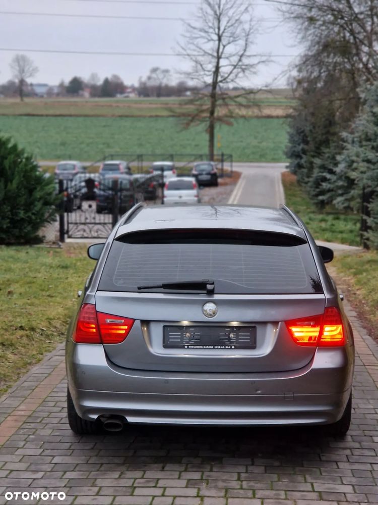 BMW Seria 3 318i Edition Lifestyle - 6