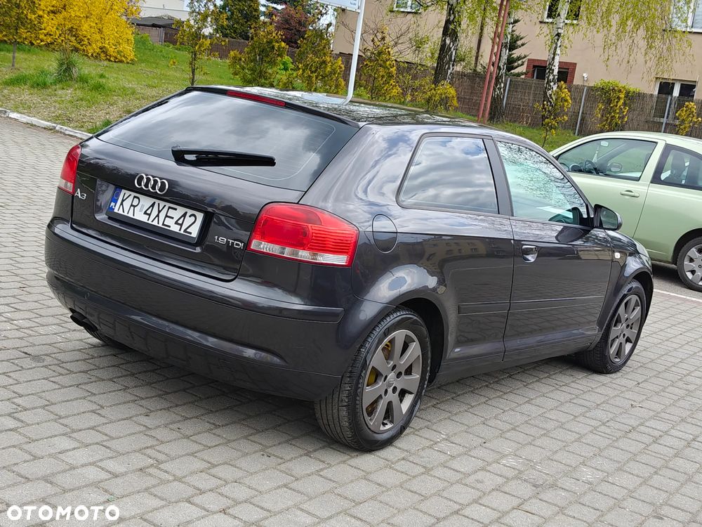 Audi A3 3-drzwiowe - 11