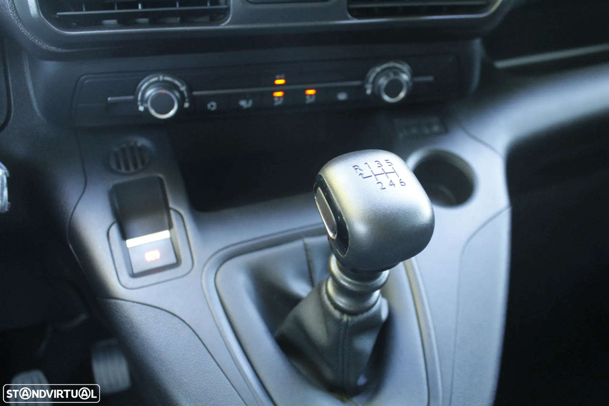 Peugeot Partner - 21