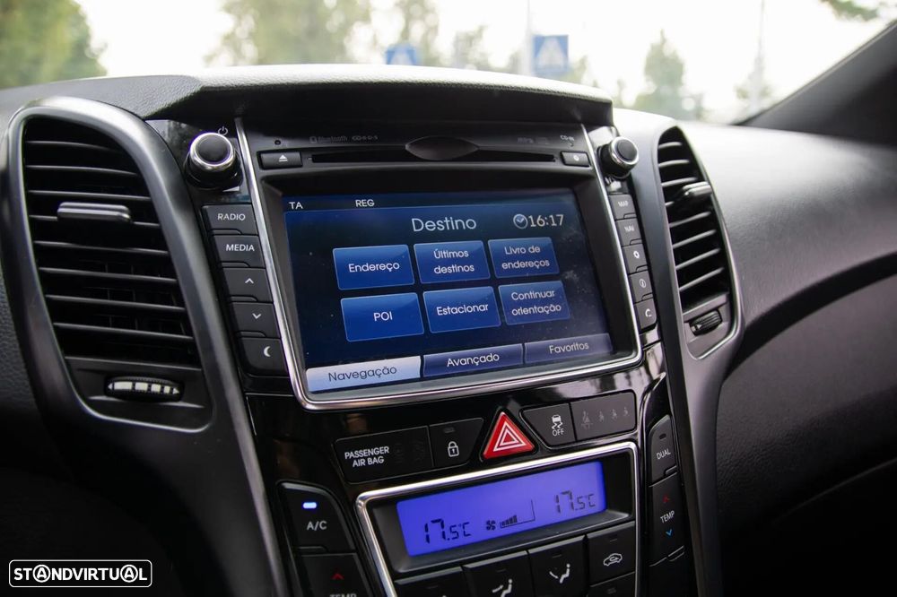 Hyundai i30 SW 1.6 CRDi GO! - 35