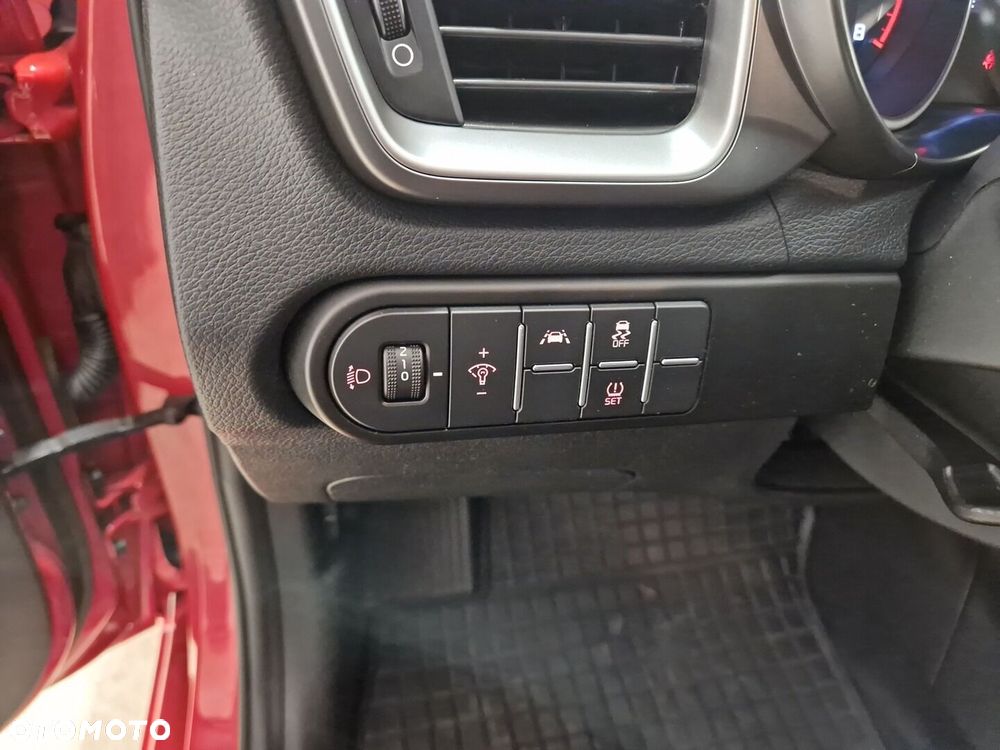 Kia Ceed 1.4 T-GDI M DCT - 19