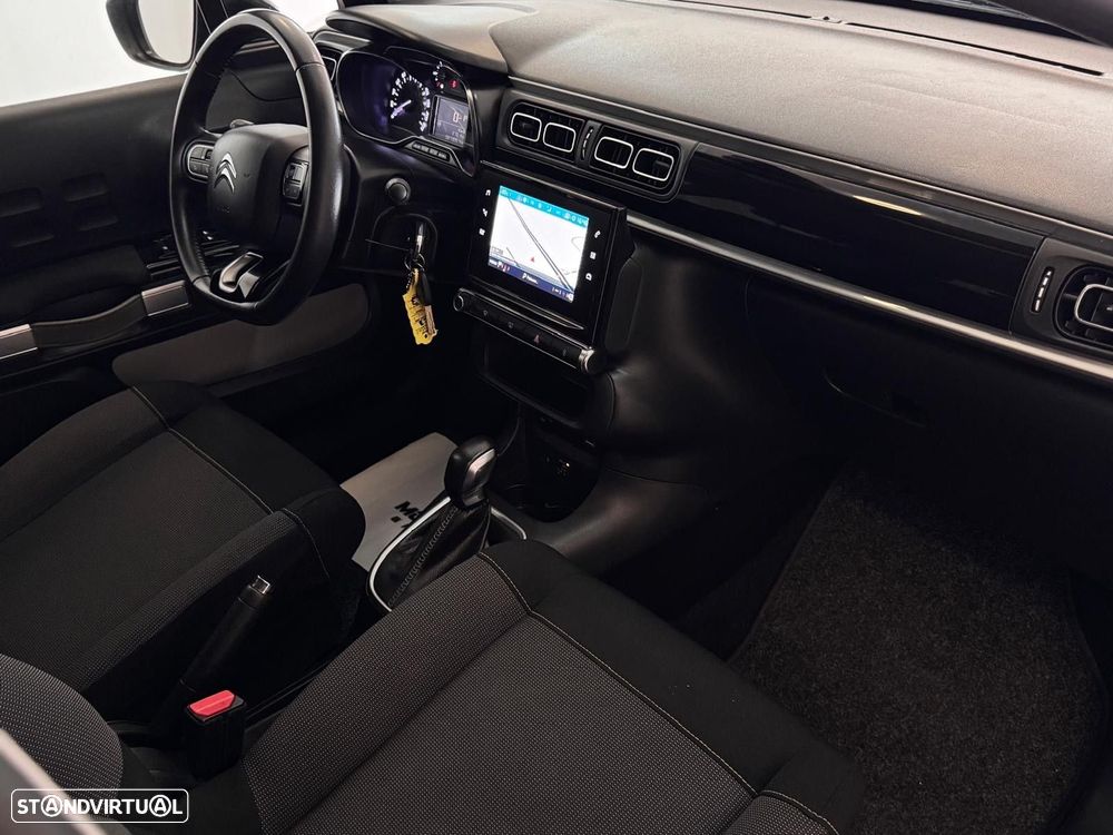Citroën C3 1.2 PureTech Shine EAT6 - 7