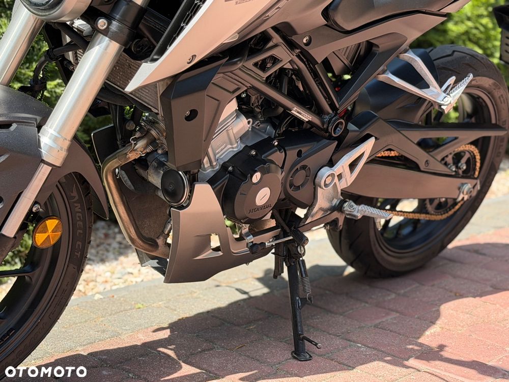 Honda CB - 17