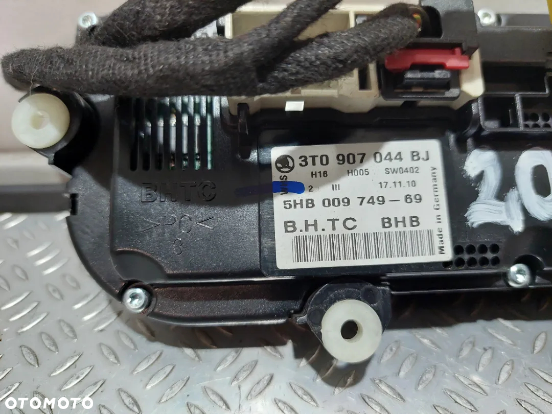 PANEL KLIMATYZACJI SKODA SUPER B NR 3T0907044BJ - 2