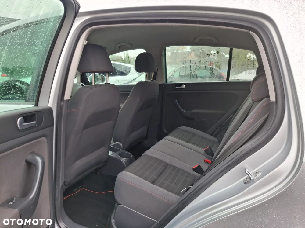 Volkswagen Golf Plus 1.6 FSI Goal - 29