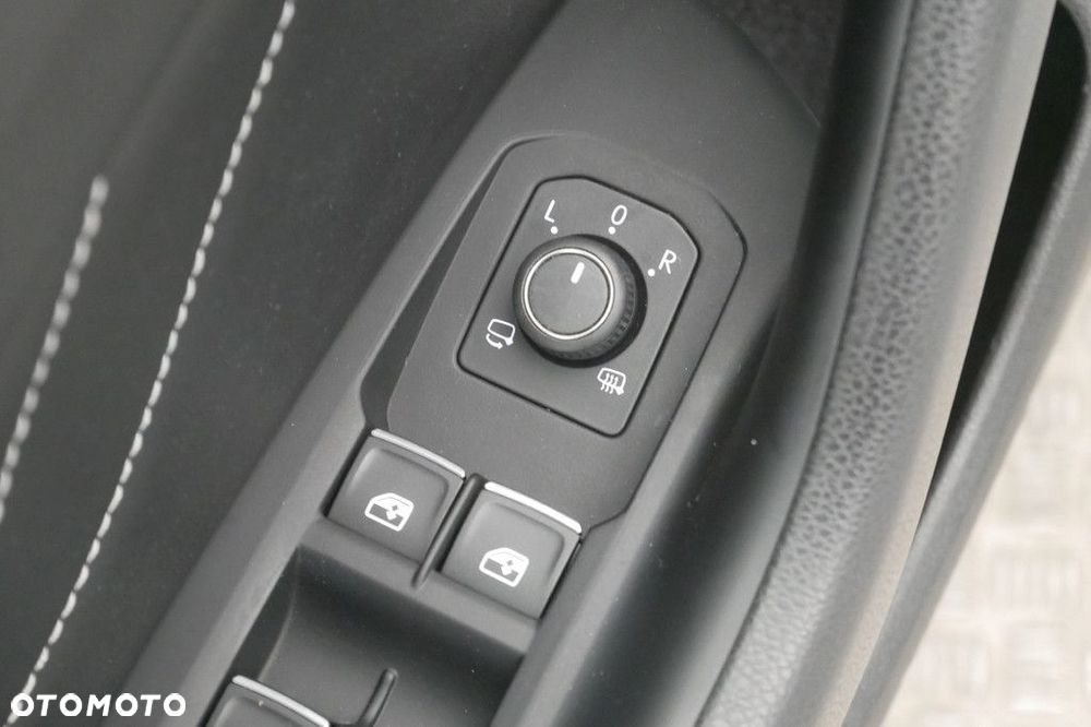 Volkswagen Arteon 2.0 TSI Essence DSG - 26