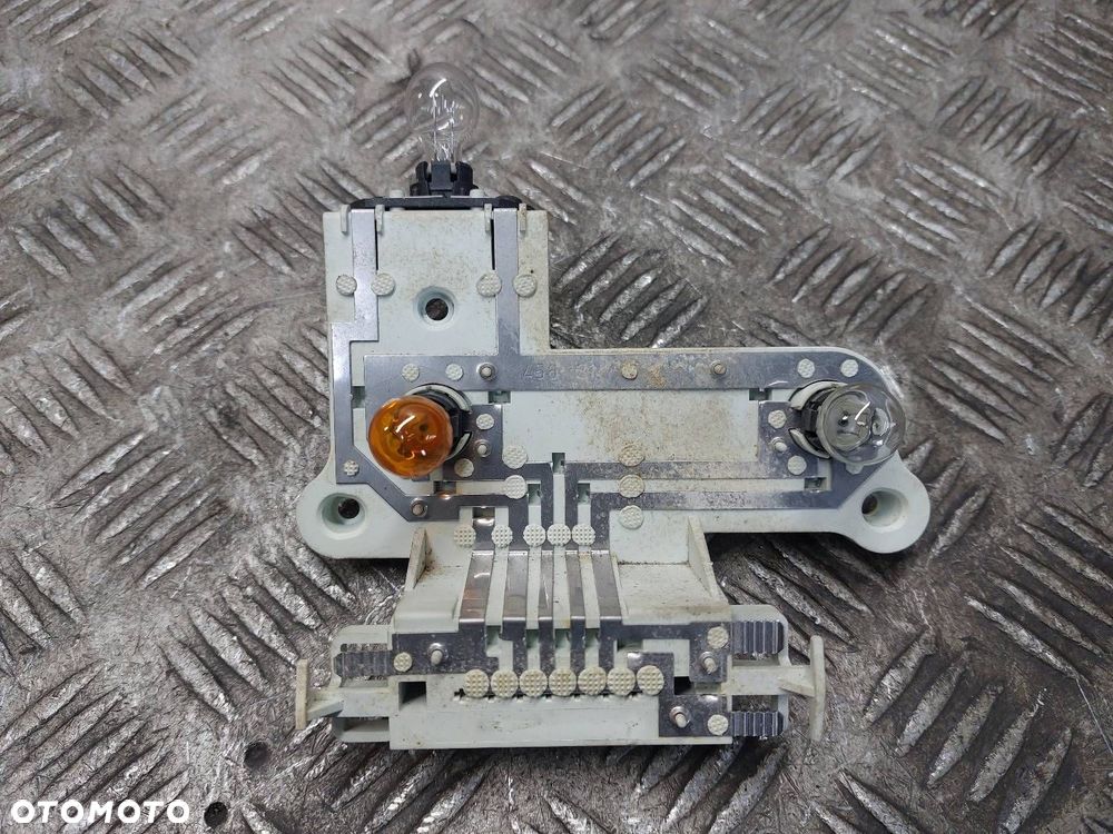 WKŁAD LAMPY LEWY TYŁ MERCEDES-BENZ W221 S-CLASS A2218200177 - 1