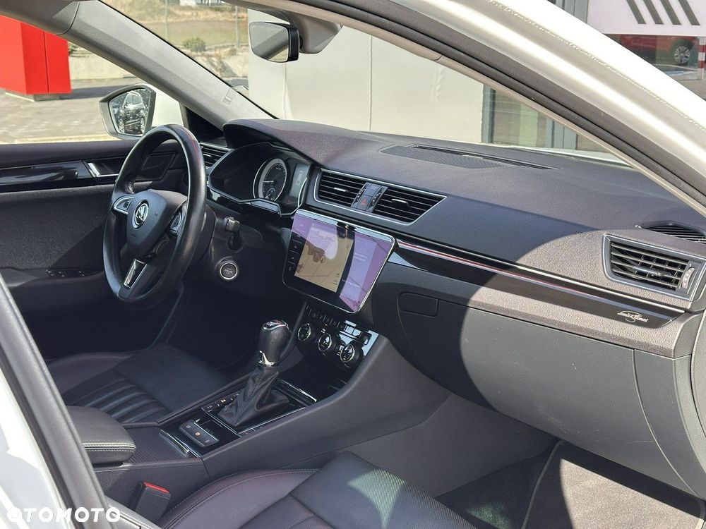 Skoda Superb 2.0 TDI SCR 4x4 L&K DSG - 20