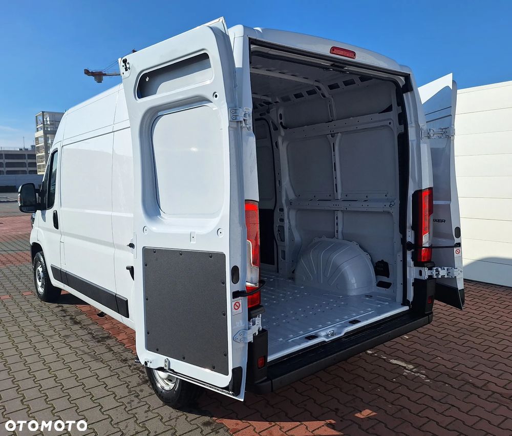 Peugeot Boxer Furgon L3H2 2.2 H3-POWER 140KM MT6 rok 2025 - 12