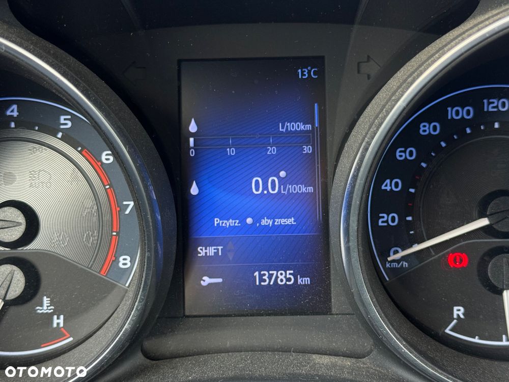 Toyota Auris - 14