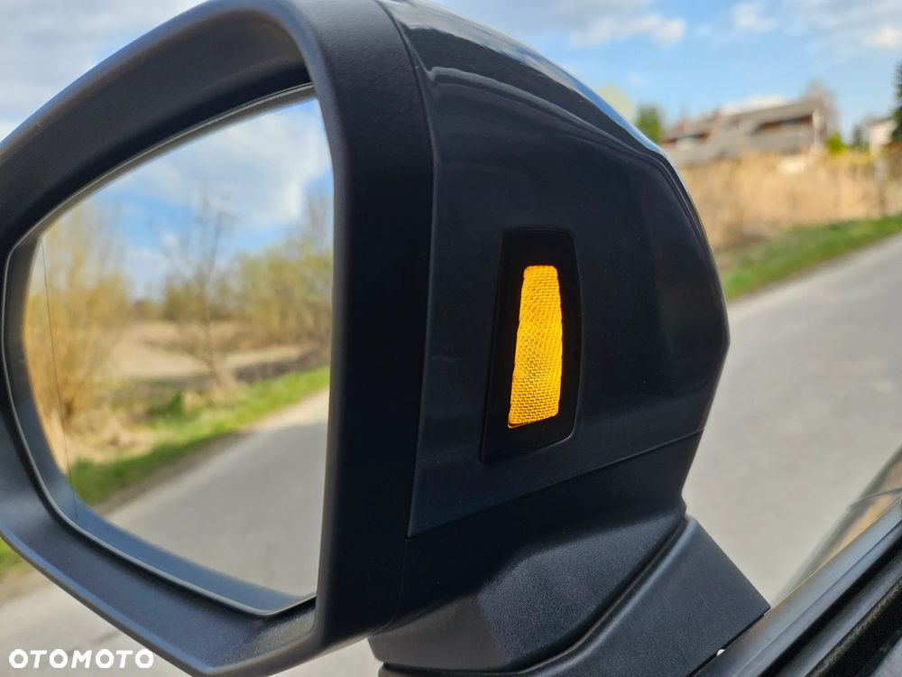 Audi Q3 35 TDI Quattro Advanced - 27