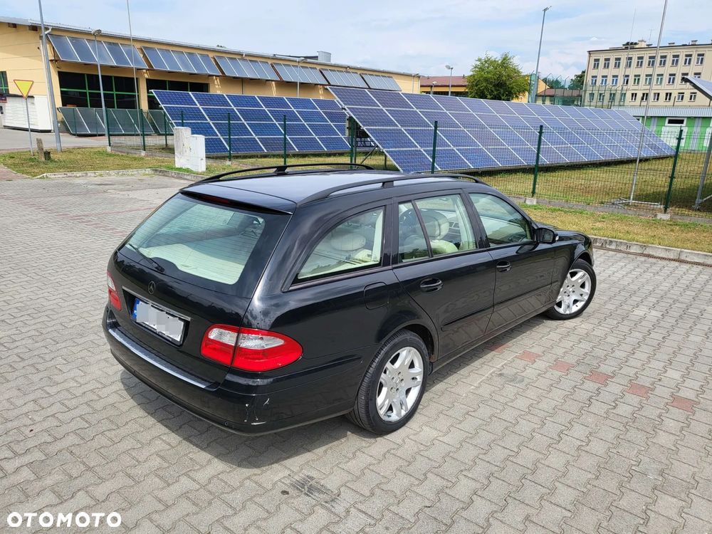 Mercedes-Benz Klasa E 350 4-Matic - 10