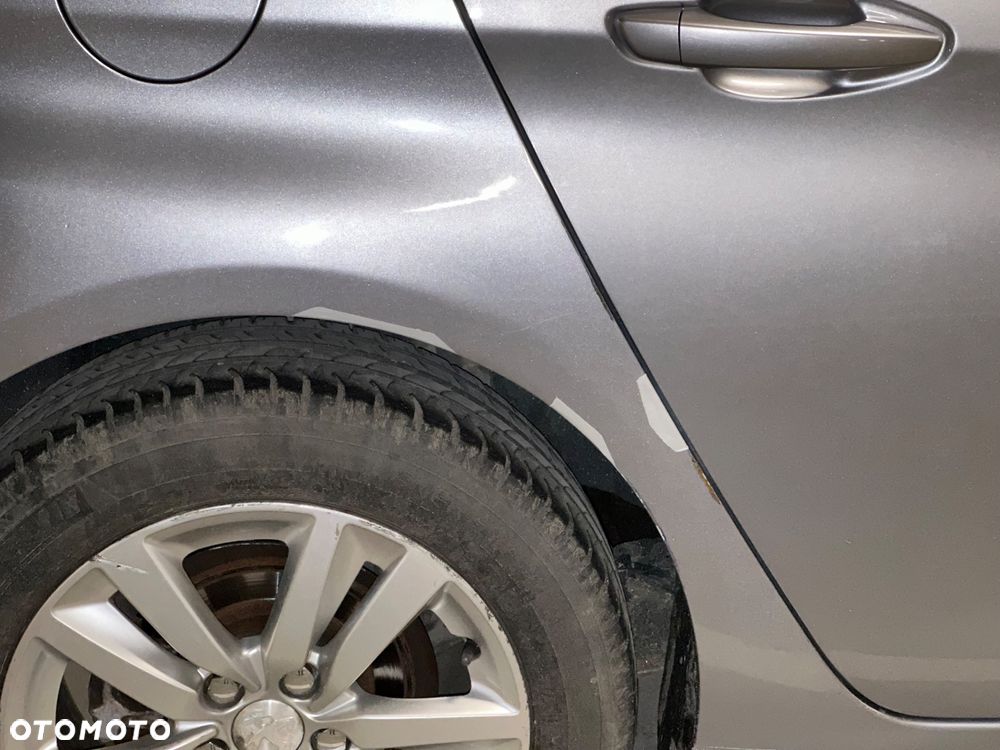 Peugeot 308 1.6 BlueHDi Active S&S - 11