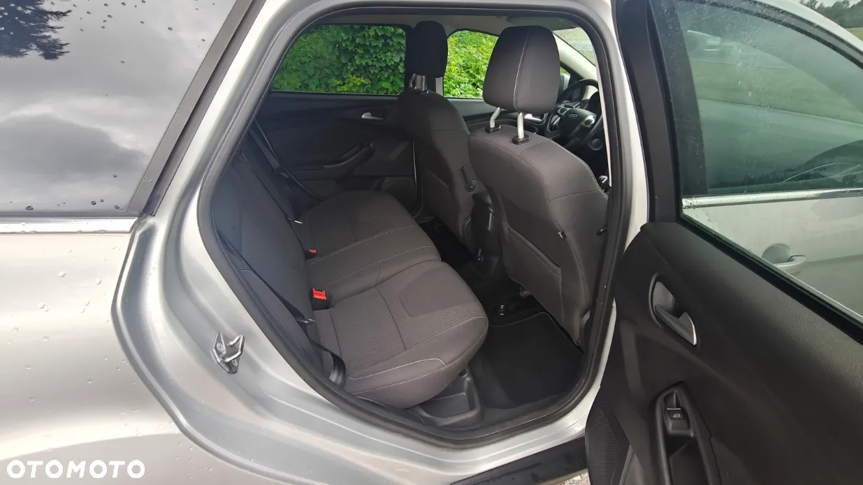 Ford Focus Turnier 1.6 TDCi DPF Start-Stopp-System Titanium - 11