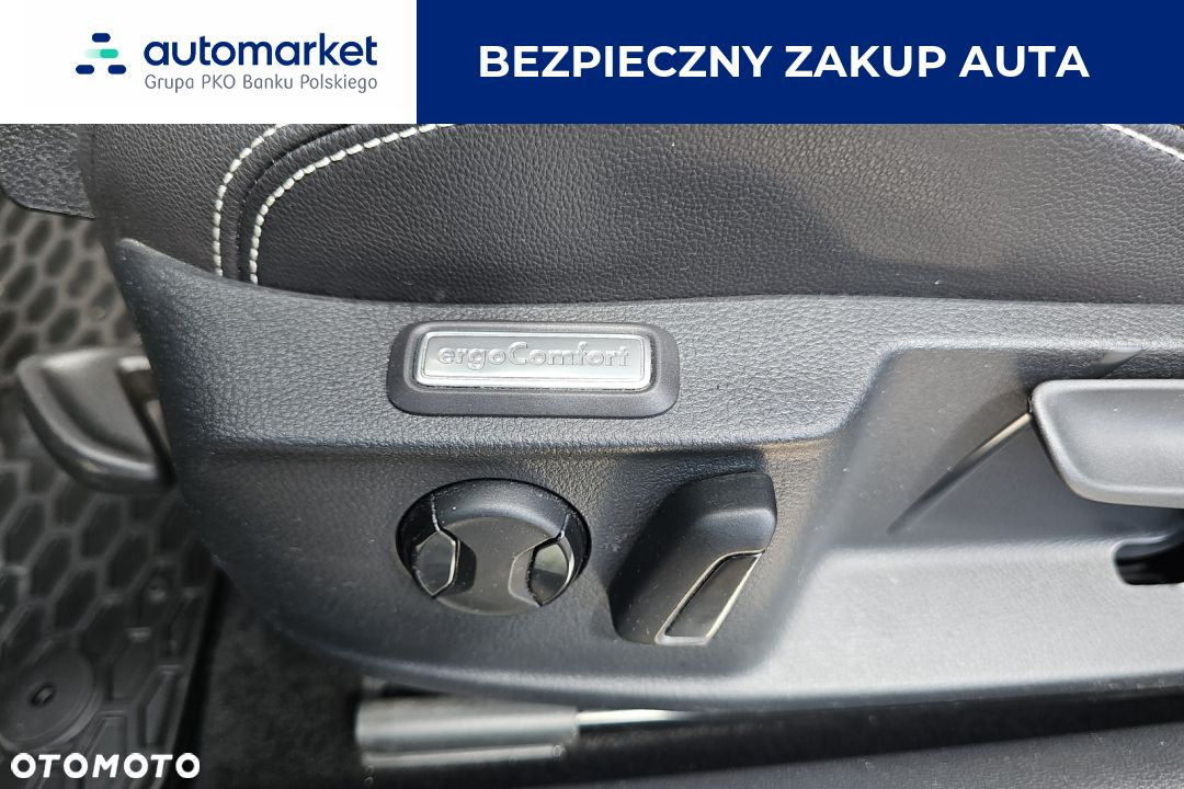 Volkswagen Passat 2.0 TDI EVO Elegance - 12