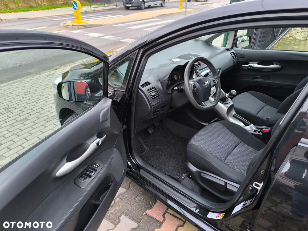 Toyota Auris 1.6 Sprint - 7