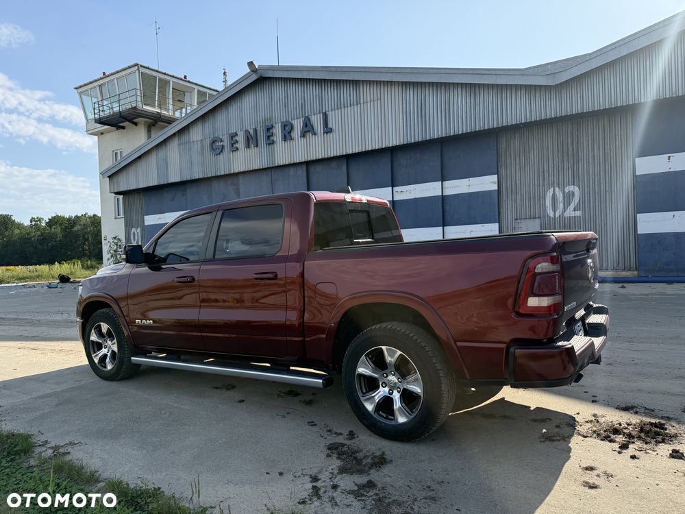 RAM 1500 Crew Cab Laramie - 3
