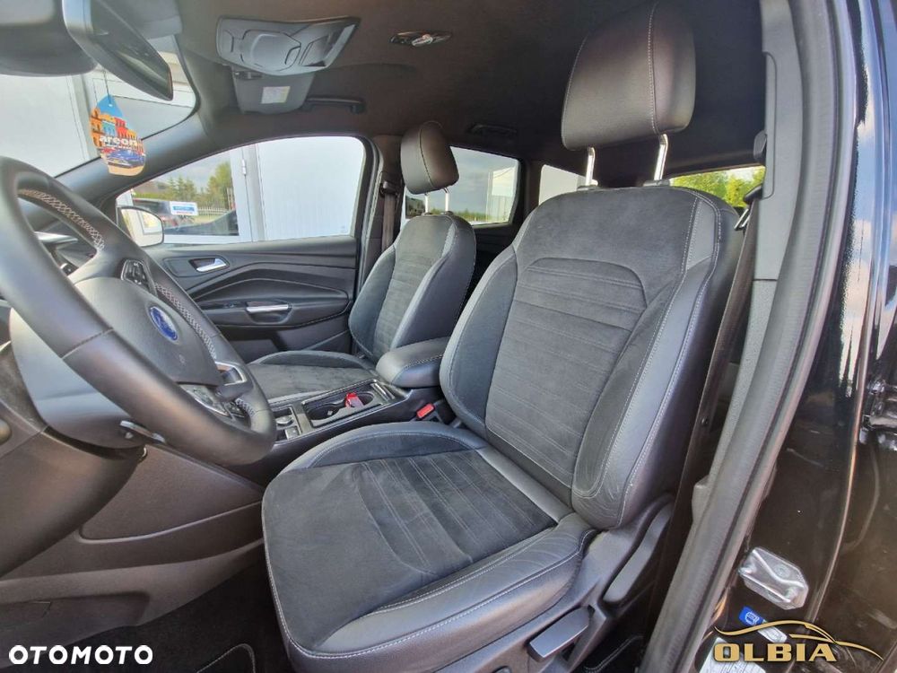 Ford Kuga - 23