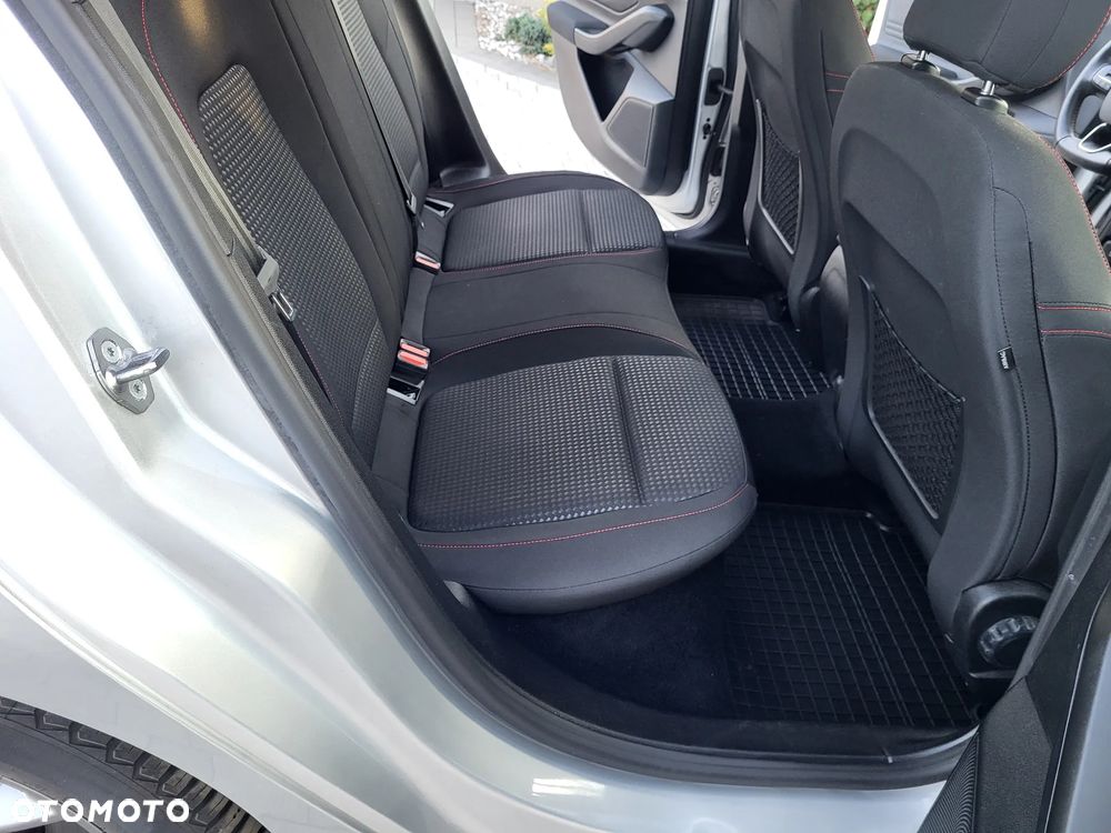 Ford Focus 2.0 TDCi ST-Line Black ASS - 17