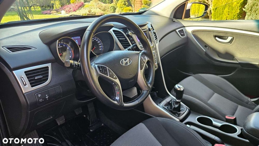 Hyundai i30 - 12