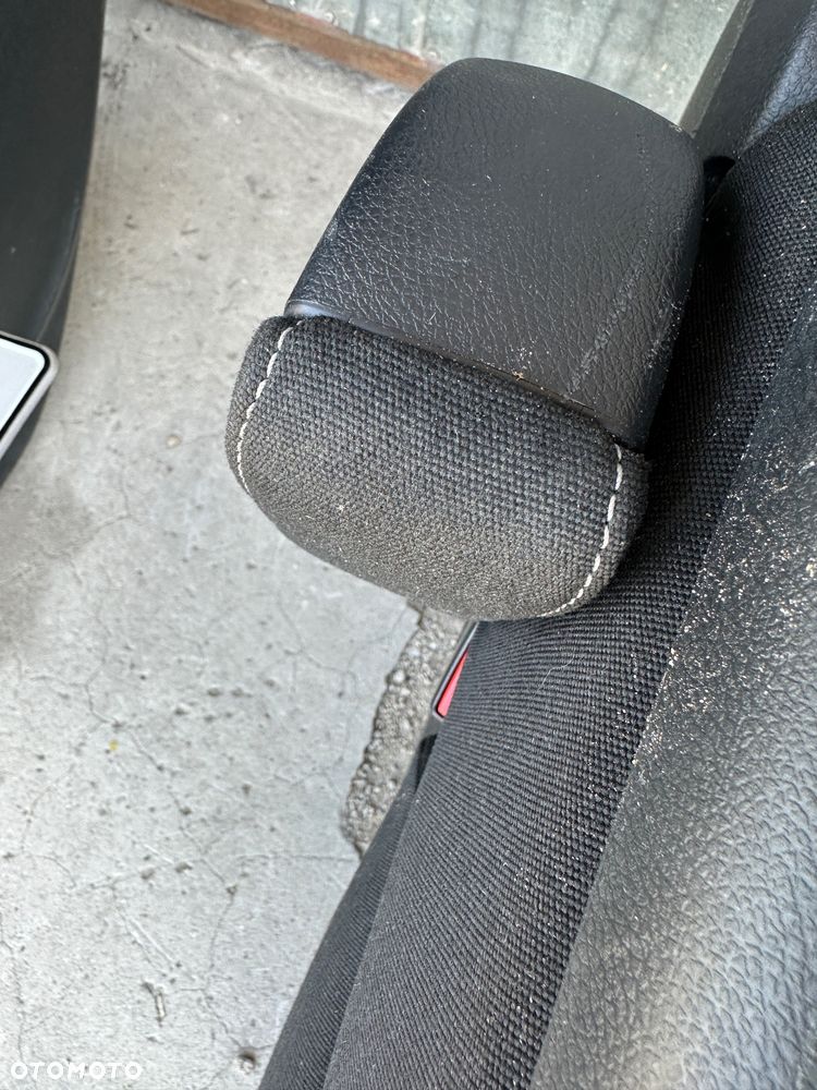 Mercedes v klasa  vito 447 fotel  suntiago Metris  EQV  pojedynczy - 19