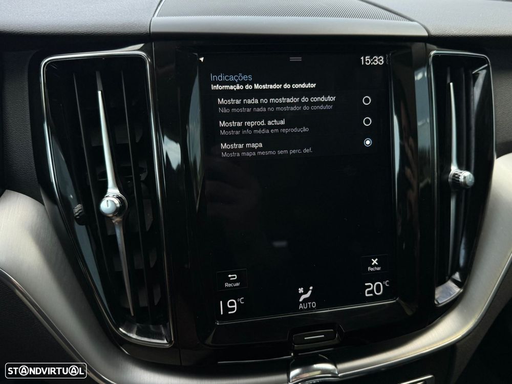 Volvo XC 60 2.0 T8 PHEV Momentum Plus AWD - 46