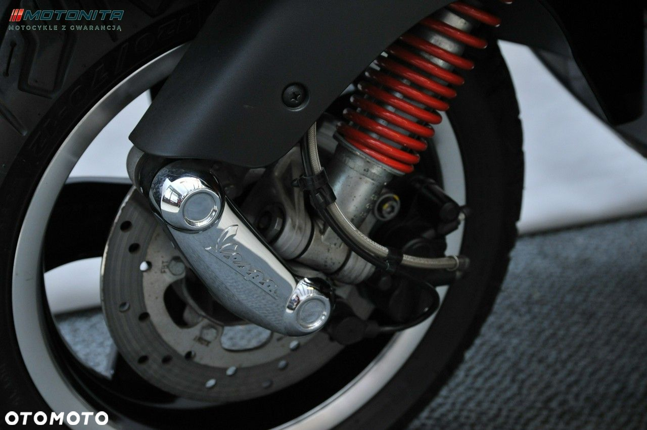 Vespa GTS - 14