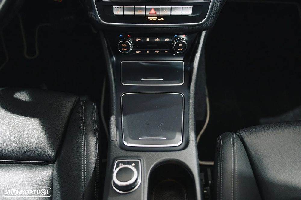 Mercedes-Benz CLA 180 d Shooting Brake Urban Aut. - 11