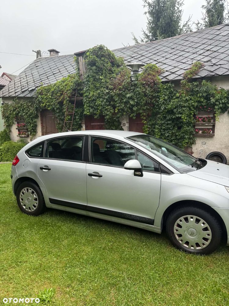 Citroen C4 2008 photo 3
