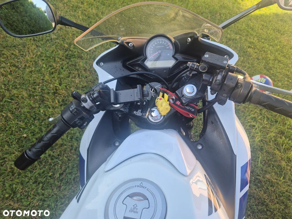Honda CBR - 4