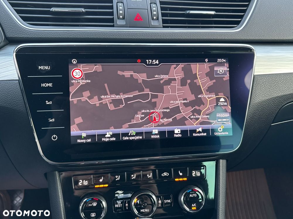 Skoda Superb 2.0 TDI DSG Premium Edition - 17